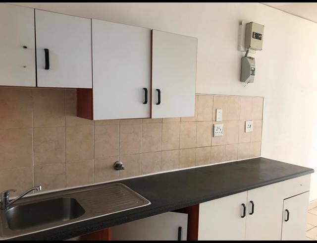 1 BEDROOM PROPERTY TO RENT IN SOUTH BEACH